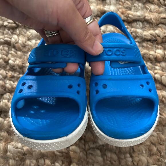 Crocs Kids Swiftwater Sandals – Blue/White – Size C8 - Picture 3 of 8